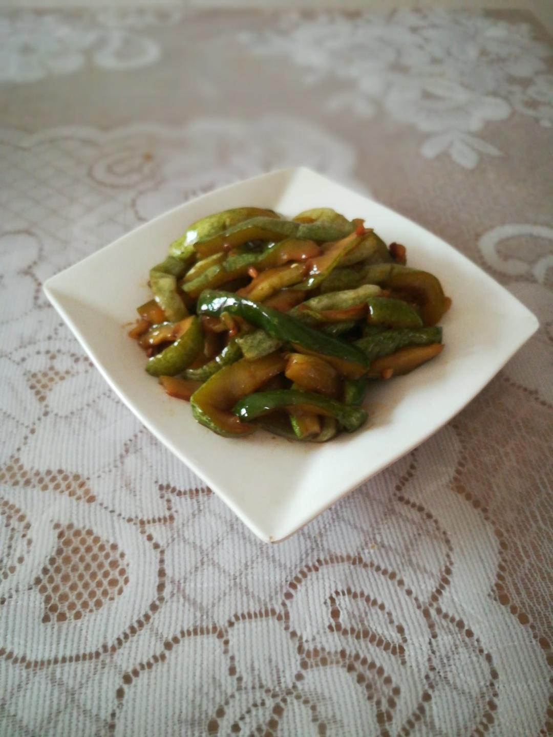 腌黄瓜（非常好吃的咸菜）
