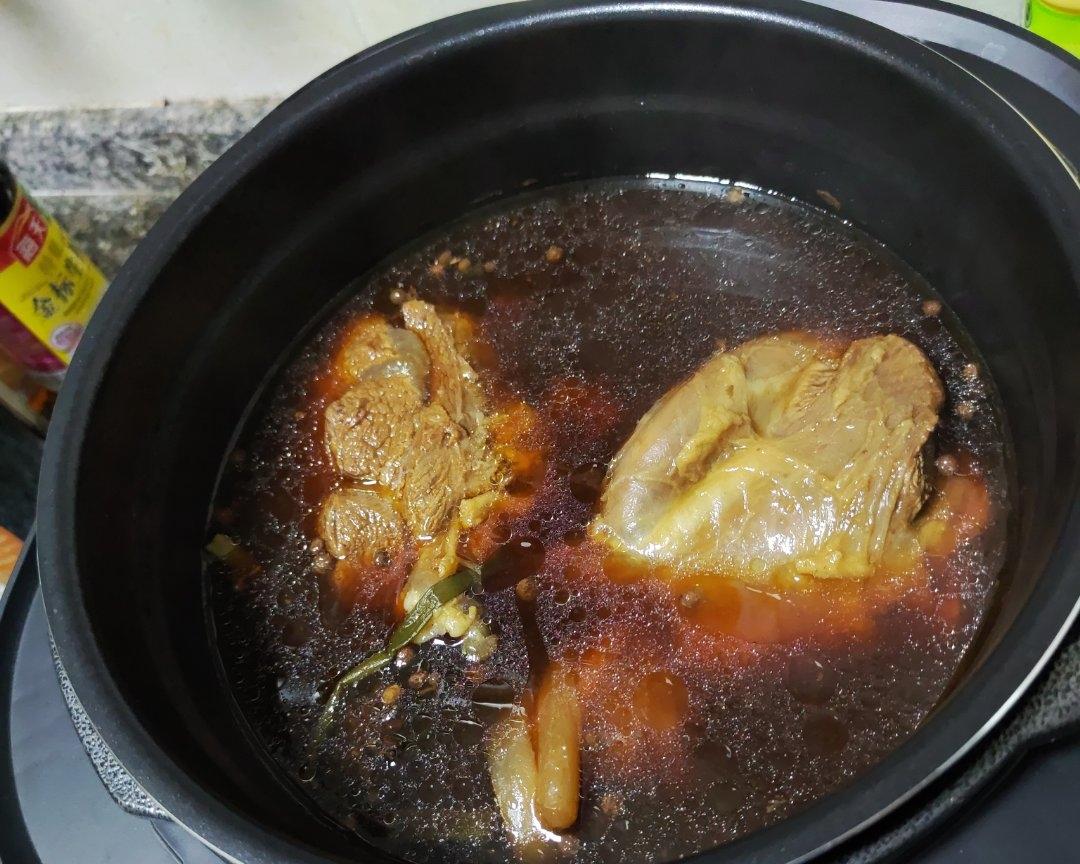 卤牛肉