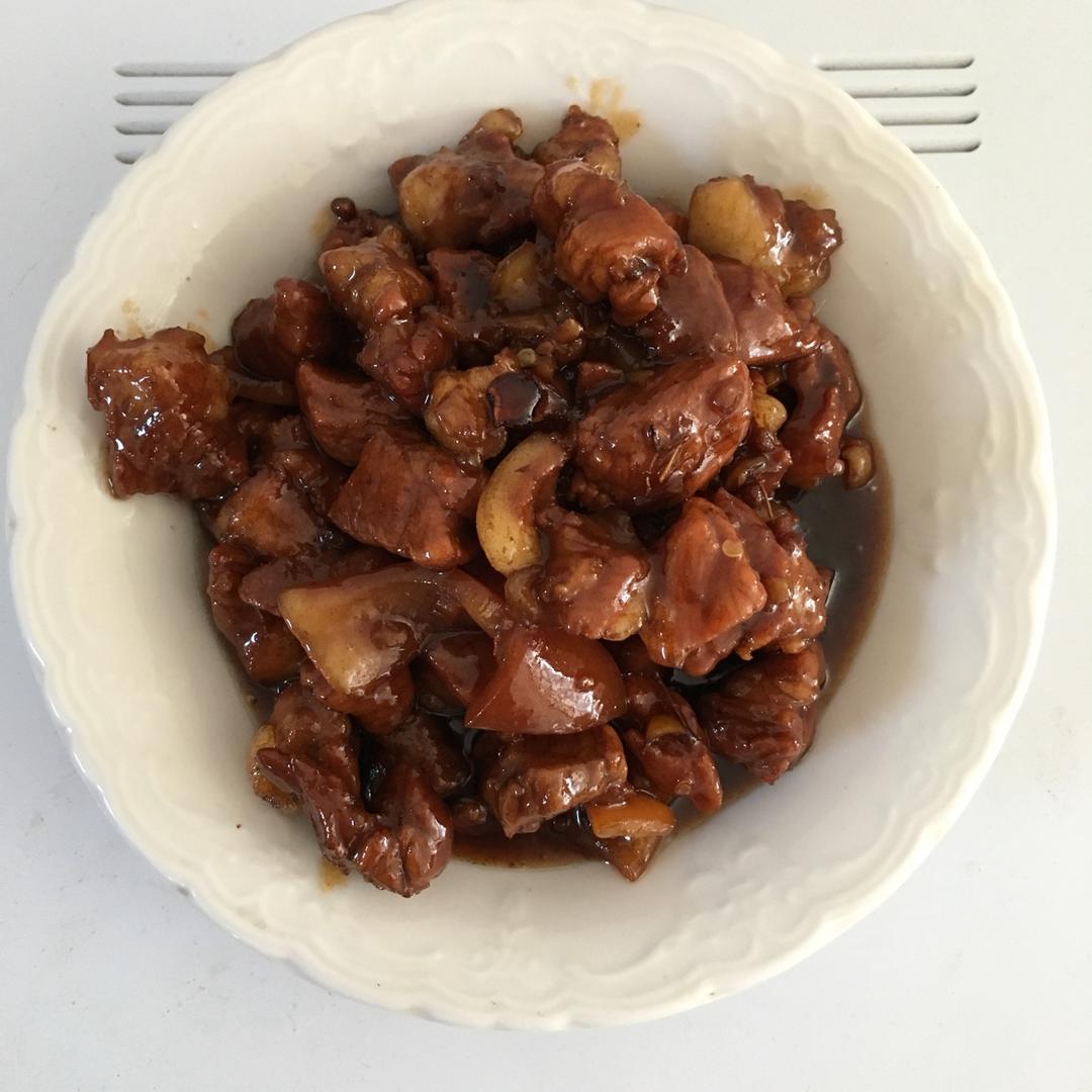 吃着碗里望着锅里的红烧肉