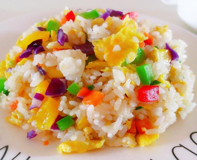 超级好吃的健康美味的彩虹🌈蛋炒饭的做法