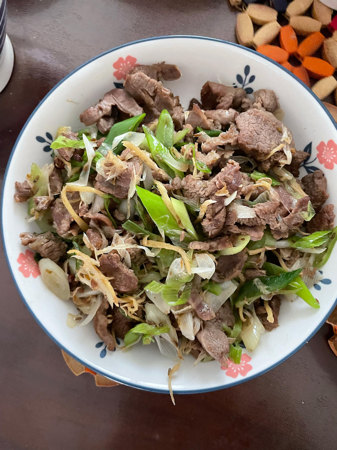 炒了20多年的葱爆羊肉