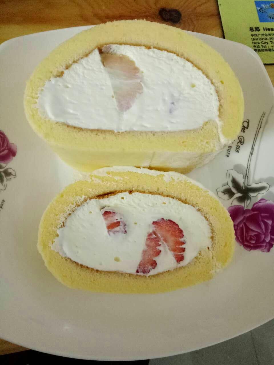 《Tinrry下午茶》教你做基础原味蛋糕卷