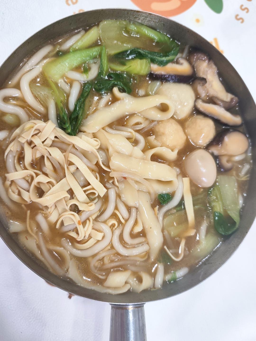 好吃到汤都喝光的「麻辣土豆粉」