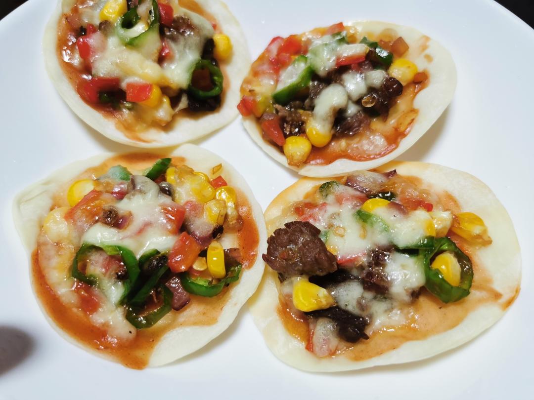 玉米青椒牛肉披萨～迷你饺子皮版