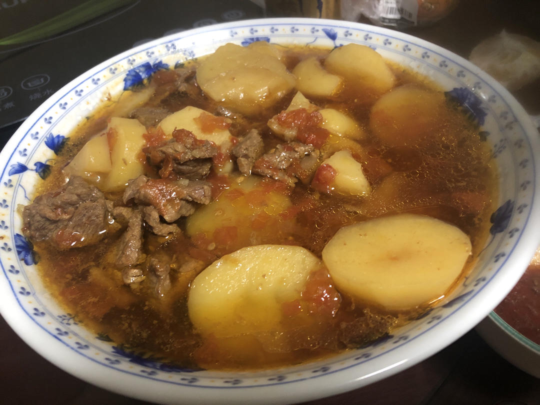 番茄土豆焖牛肉（超简单下饭菜，傻瓜版）