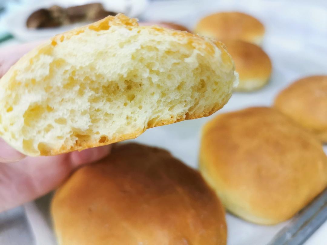 软到不知所措的牛奶卷