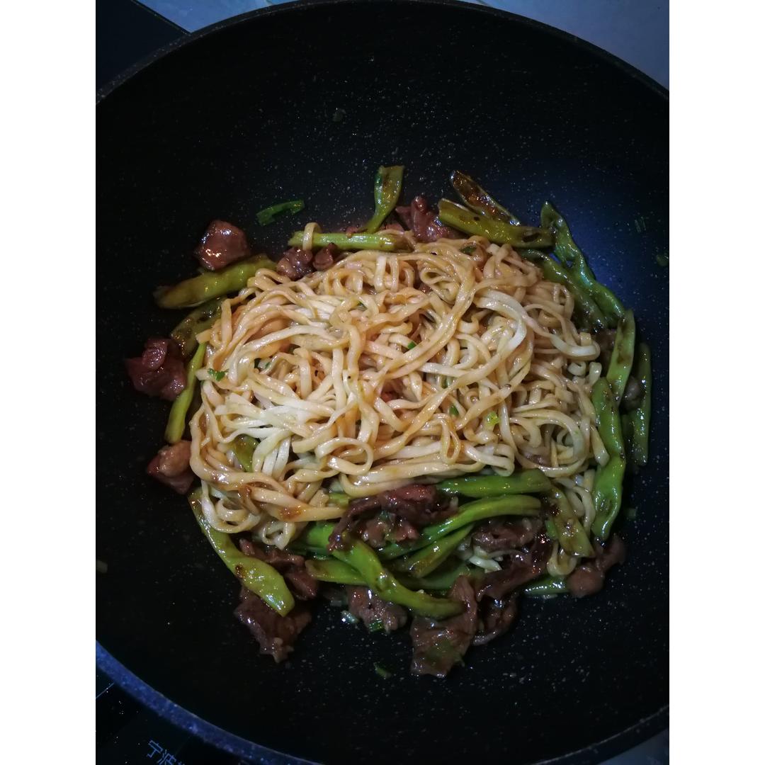 豆角焖面