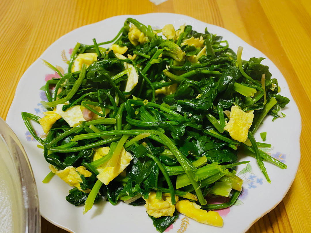 菠菜炒鸡蛋