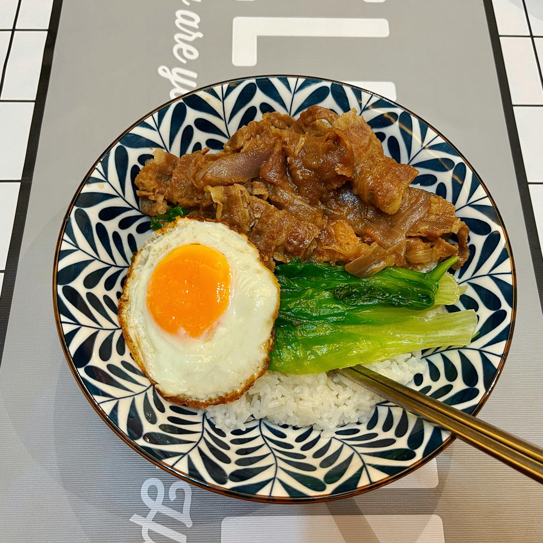 肥牛饭 比吉野家还好吃