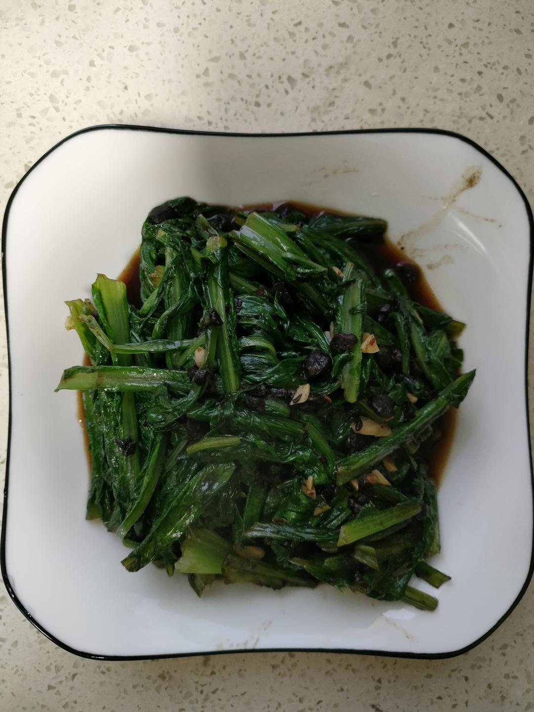 素食亦美味 🥬5分钟搞定一个菜系列(一)『黑豆豉炒油麦菜』