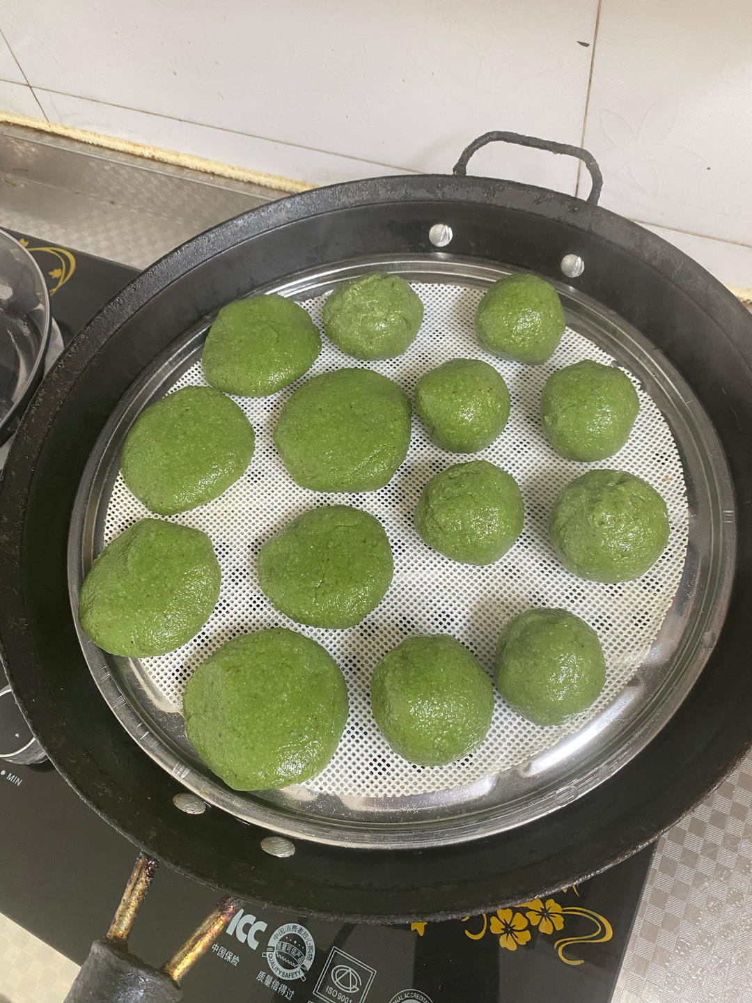 艾草青团的古法制作