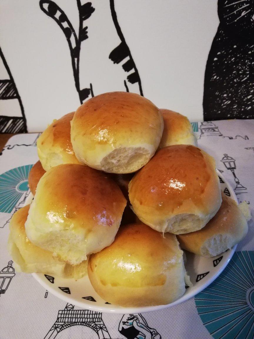 大人小孩都爱不释口的【蜂蜜牛奶小餐包】