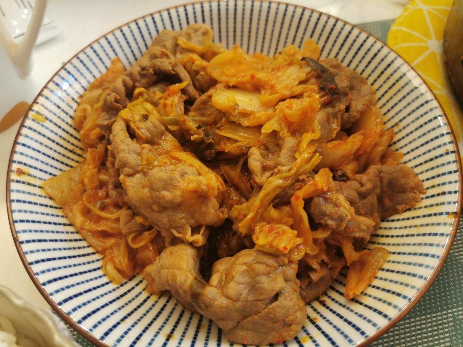 泡菜炒肥牛