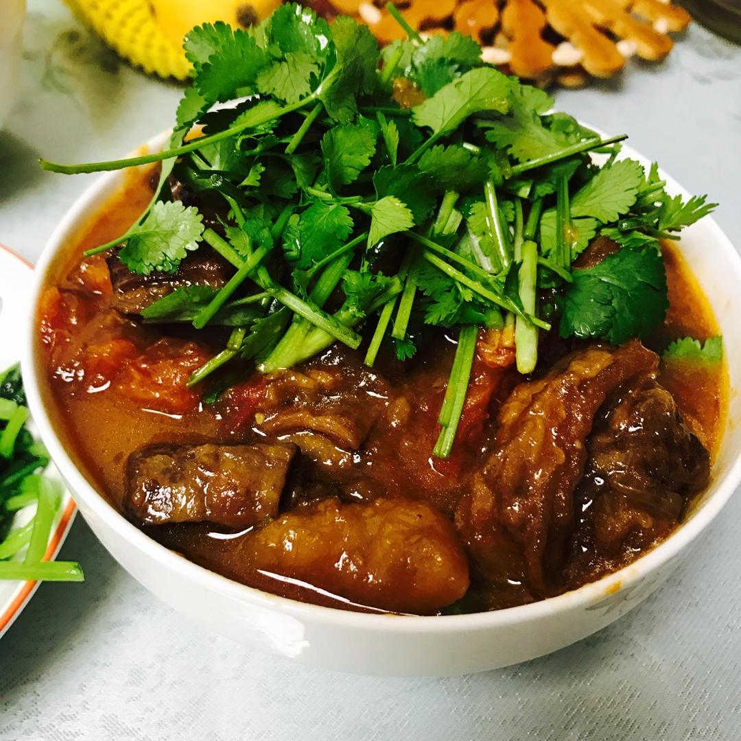 老丁的私房菜-番茄牛腩煲