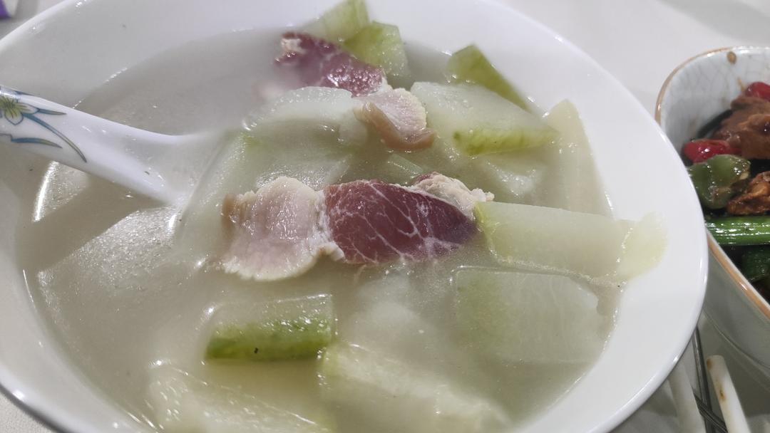 【夏日时令汤】冬瓜咸肉扁尖汤 附2种做法