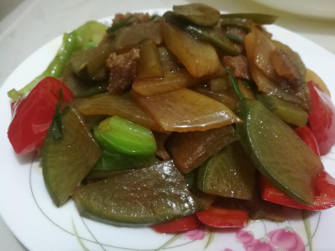 萝卜炒肉