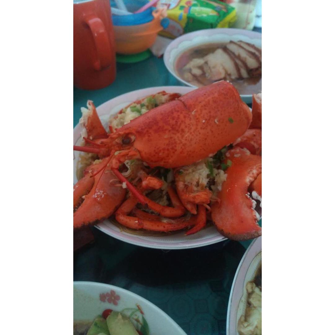 蒜蓉龙虾蒸粉丝