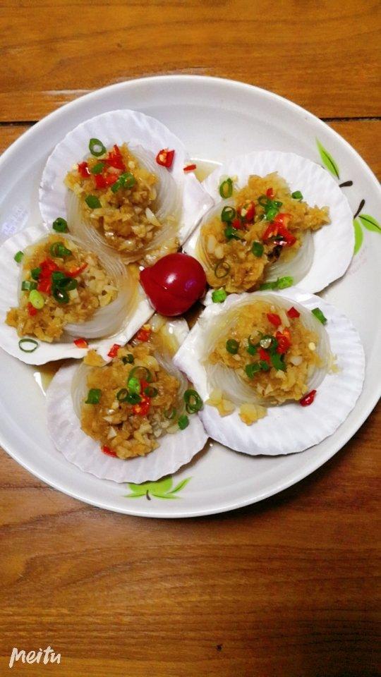 蒜蓉粉丝蒸扇贝