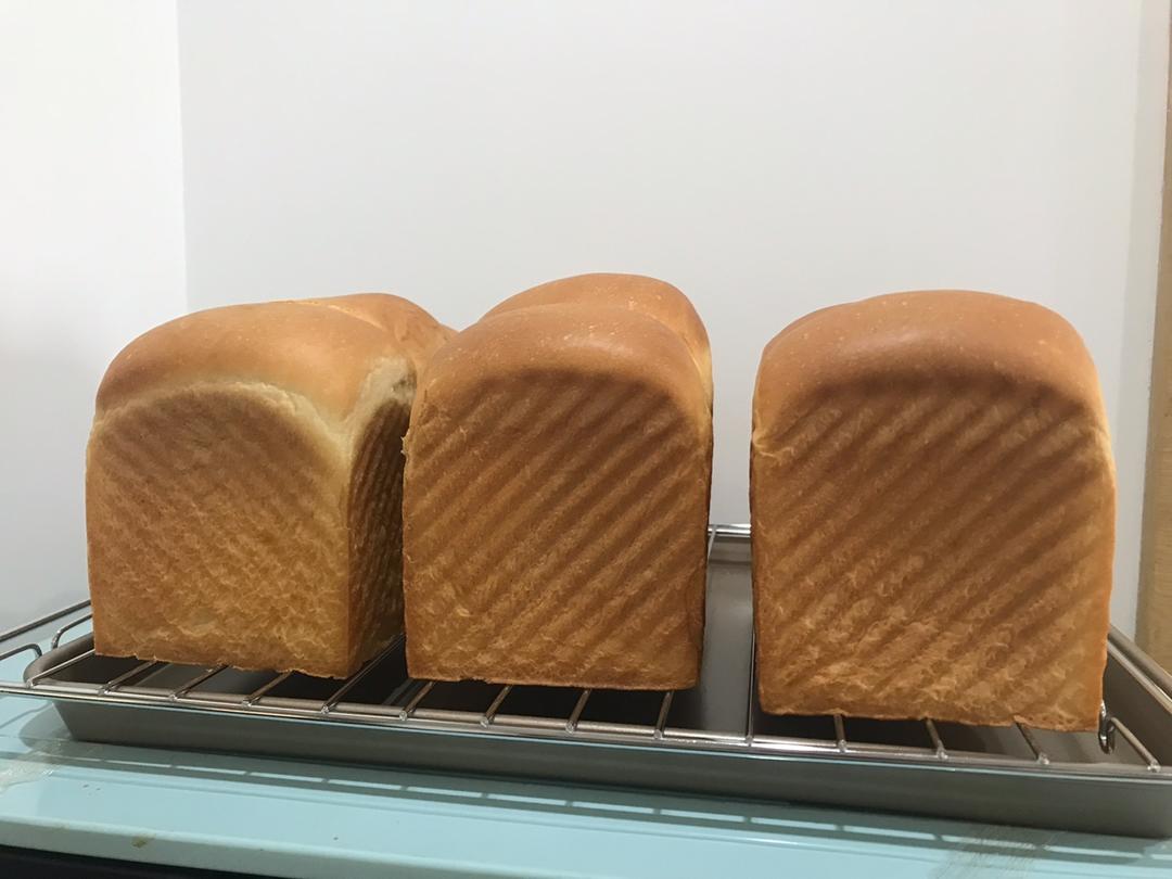 大名鼎鼎的吐司——妃娟100%中种北海道牛奶吐司
