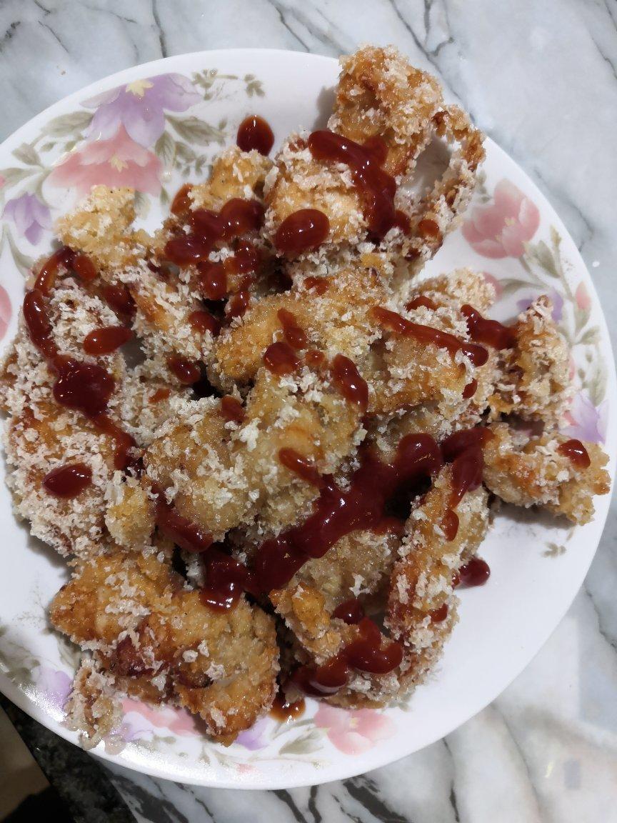 小时候路边摊的炸鸡柳🍿记忆中的香味儿😌