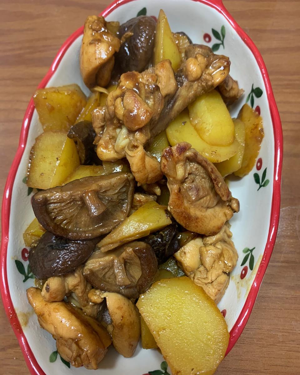 红烧土豆炖鸡块（鸡腿）