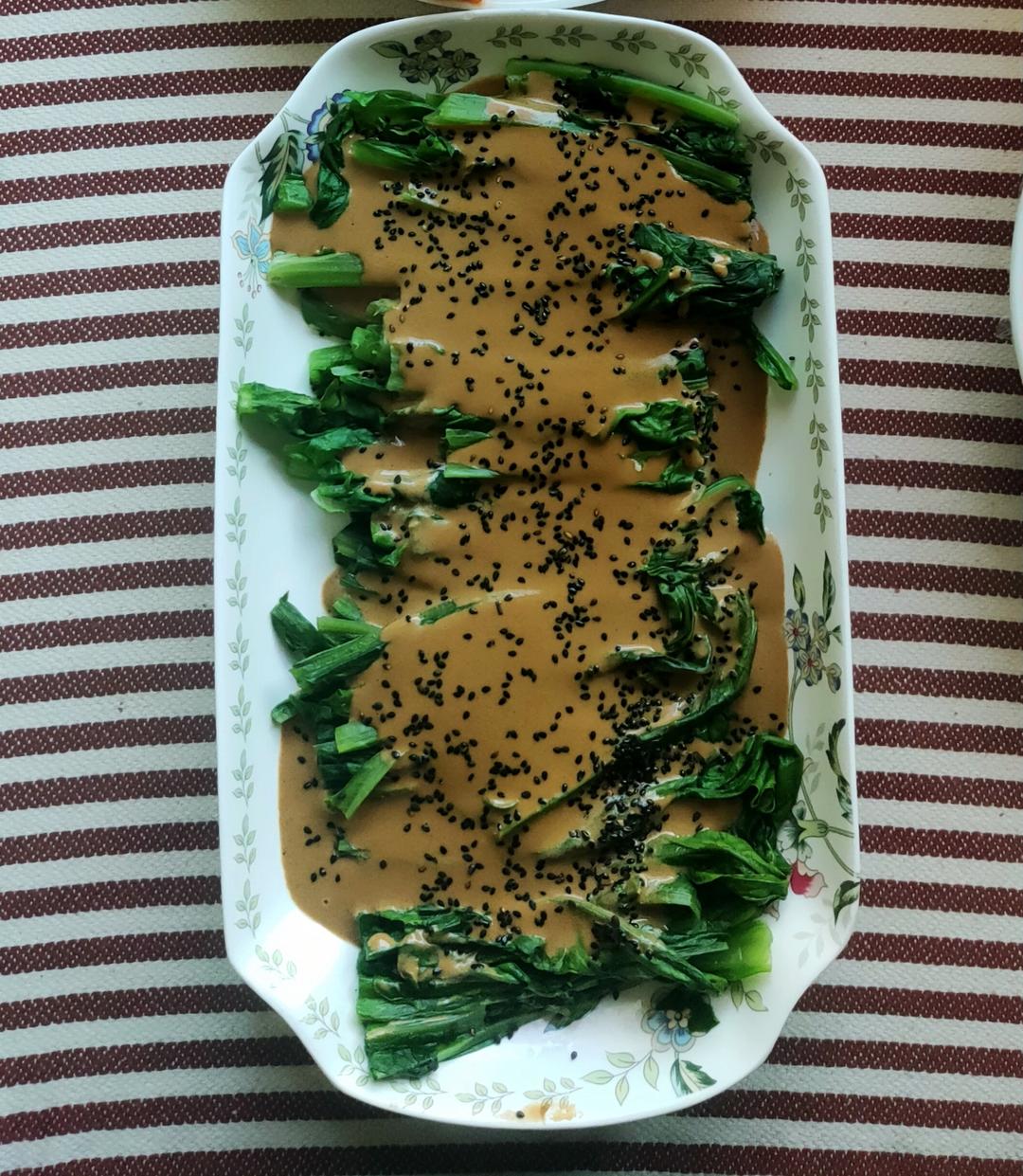 凉拌麻酱油麦菜，高颜值的快手菜