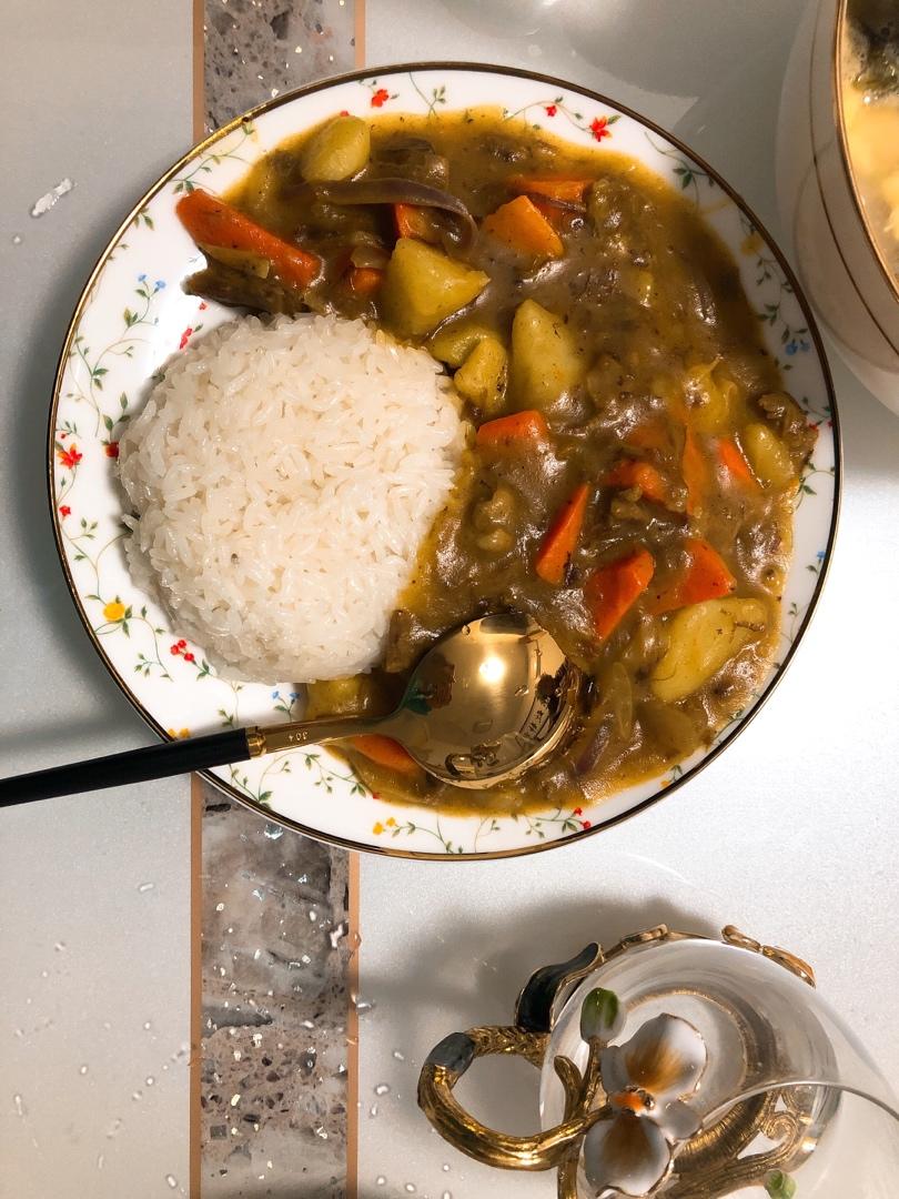 正宗日式澳洲牛肉咖喱饭