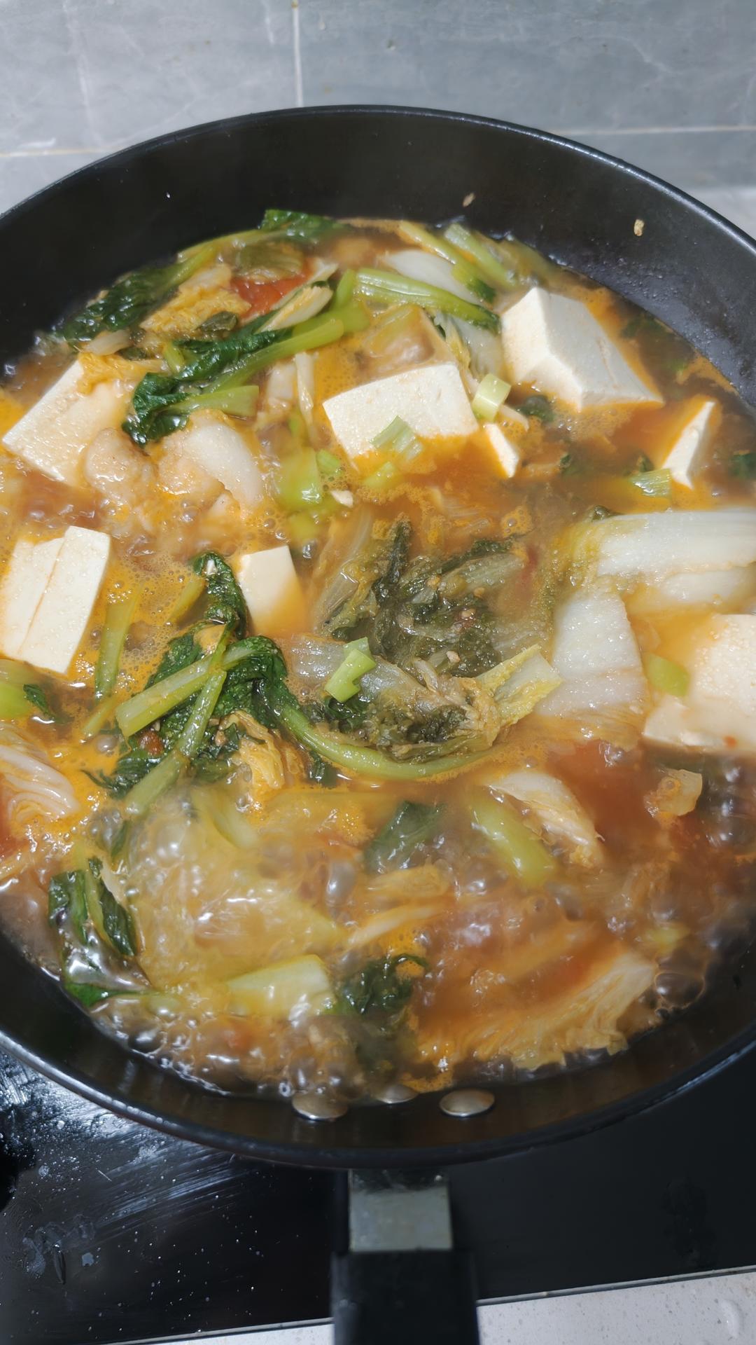 番茄鱼巴沙鱼（也可以用番茄龙利鱼），番茄酱汁超浓郁，营养又下饭！