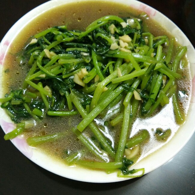 清炒茼蒿