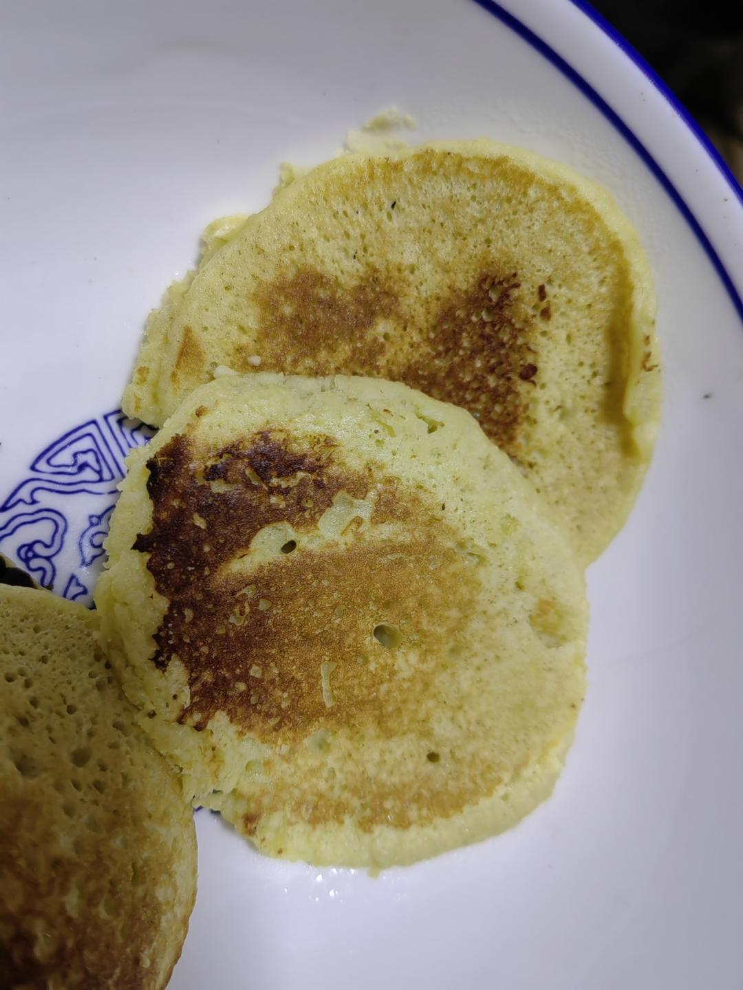 宝宝辅食：苹果奶香松饼