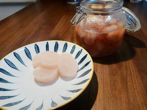 为了一盘粉萝卜，煮了一罐山楂苹果梨罐头的做法 步骤6