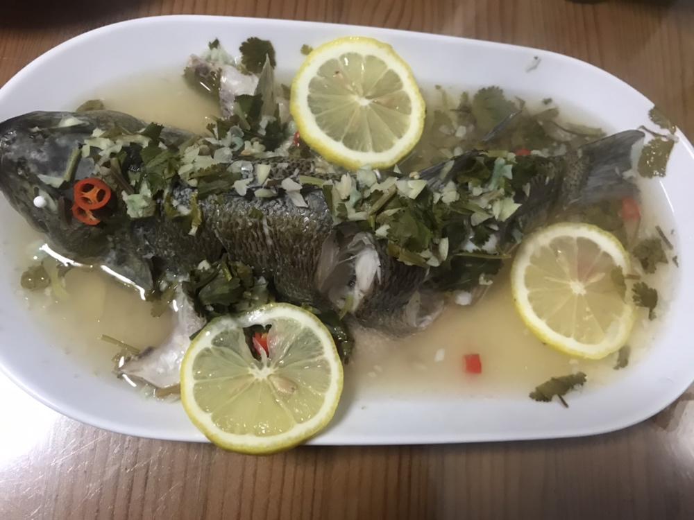 泰式青柠鲈鱼