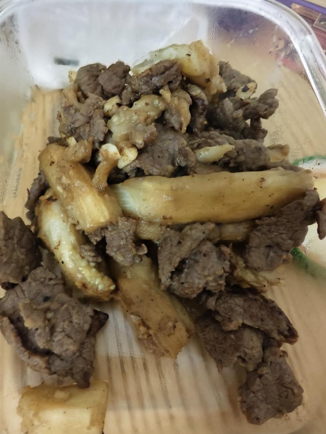 蒸茄子炒牛肉，少油减脂期