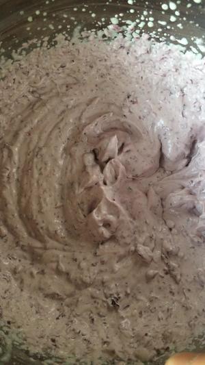 红丝绒波点蛋糕卷—精华液版的做法 步骤10