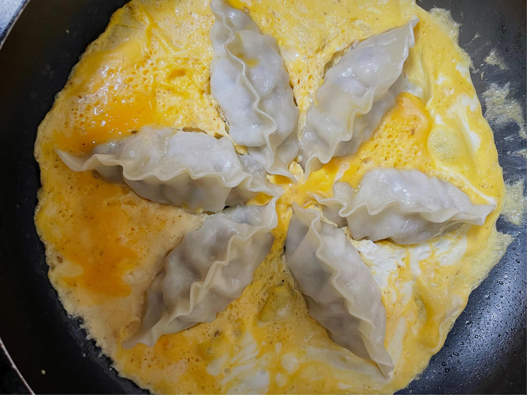 懒人快手抱蛋煎饺