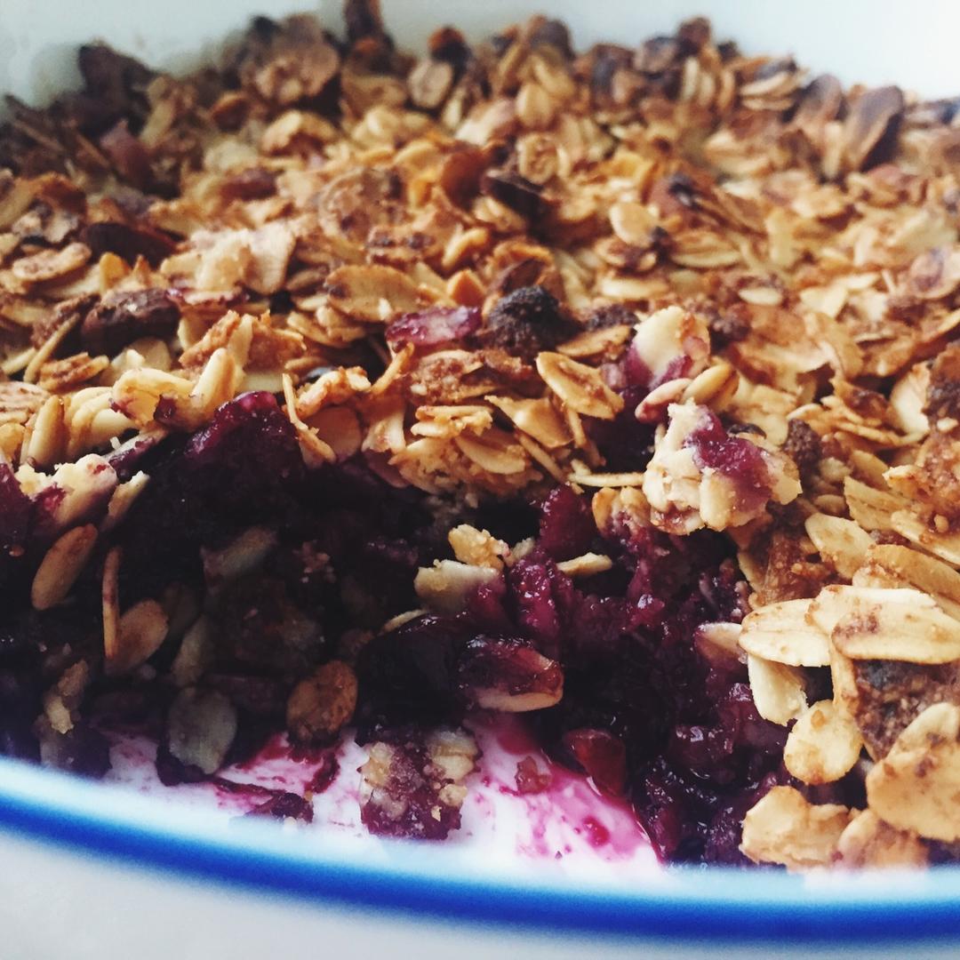 纯素烤蓝莓黑莓燕麦脆 Blueberry&Blackberry Crumble