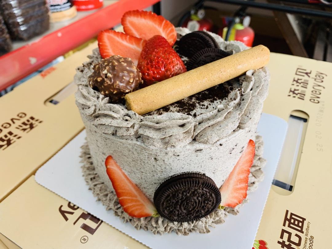 奥利奥咸奶油蛋糕