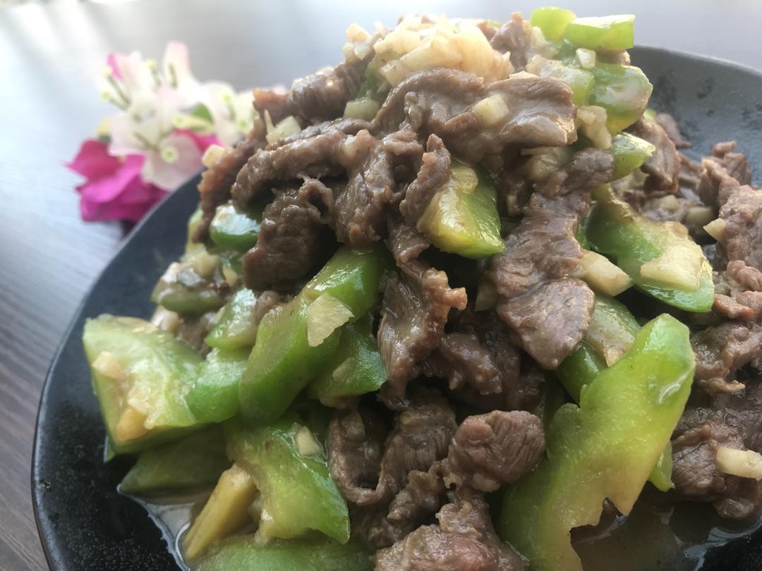 丝瓜炒牛肉