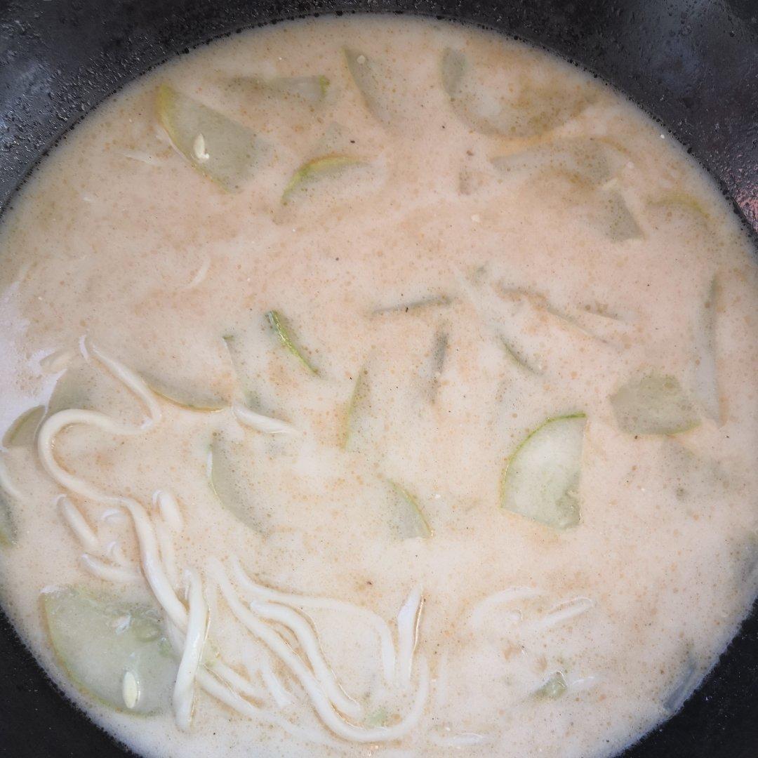 黄瓜炝锅面
