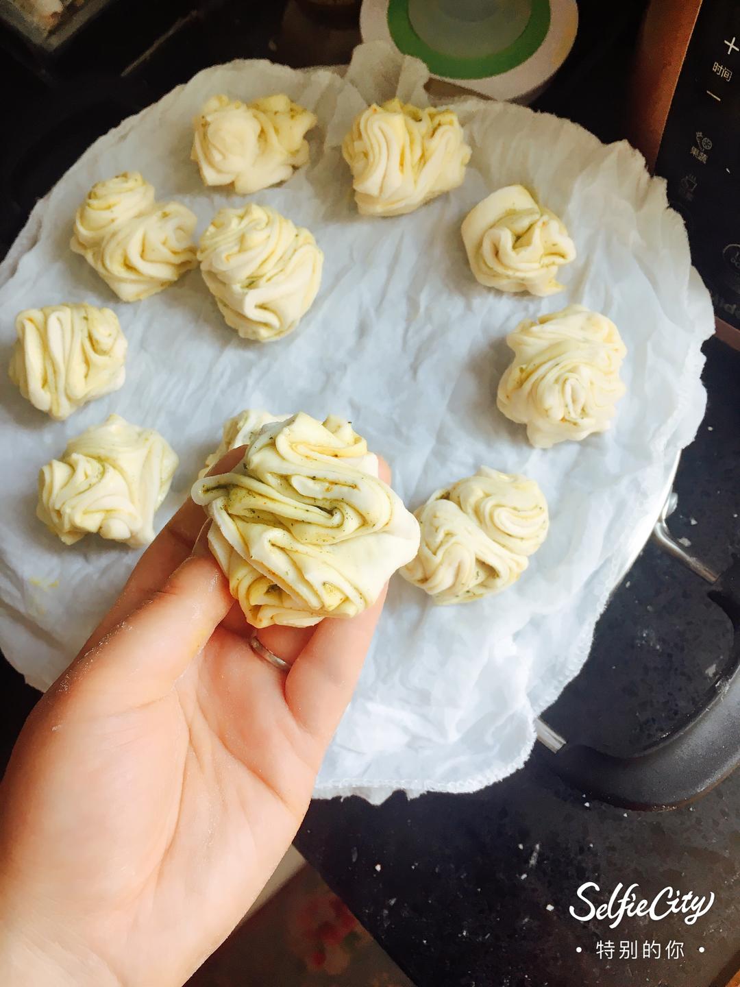 传统蒸花卷的做法