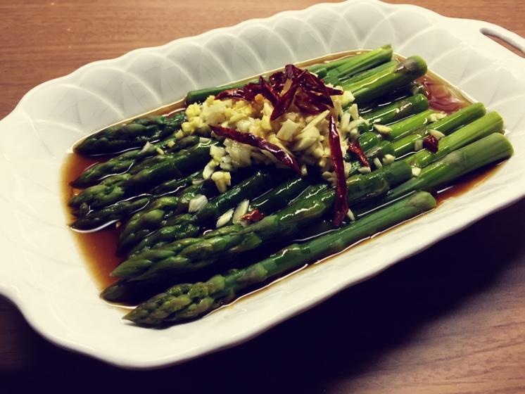 鲜味油淋芦笋