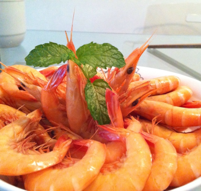 呱哥做的清鲜盐水虾