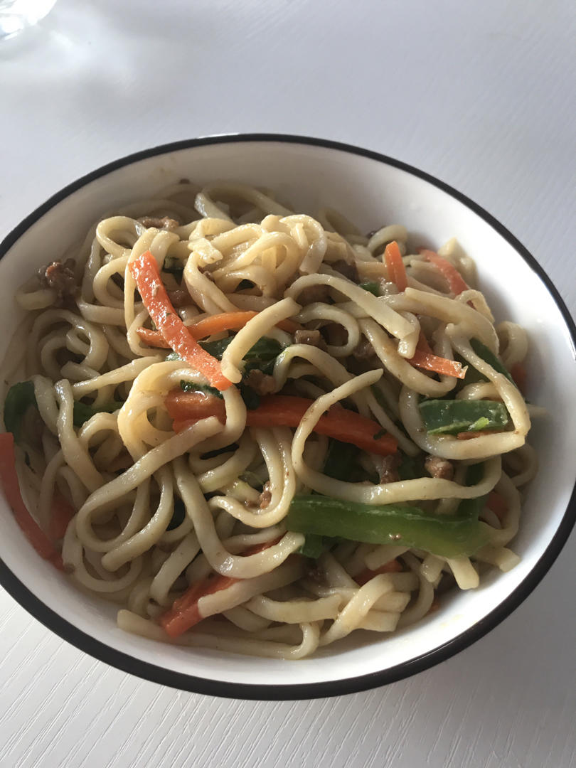没放一粒肉㊙️却比夜市路边摊还好吃的🔥炒面