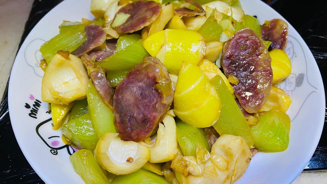 双笋炒腊肠