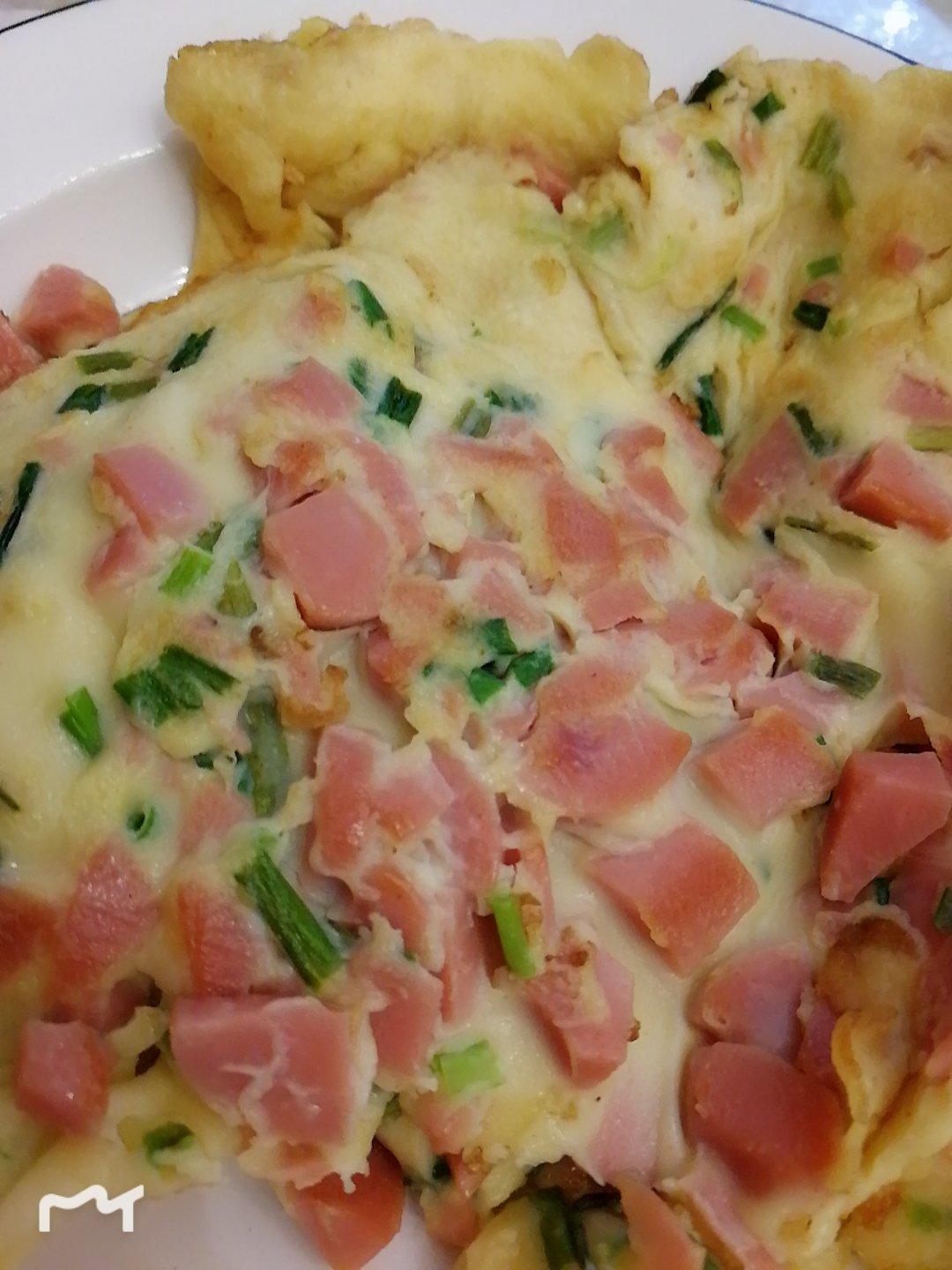 火腿肠葱花鸡蛋饼