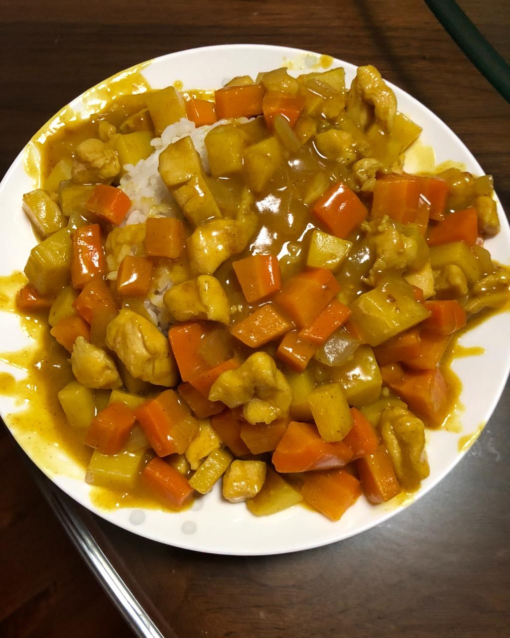 咖喱鸡肉饭