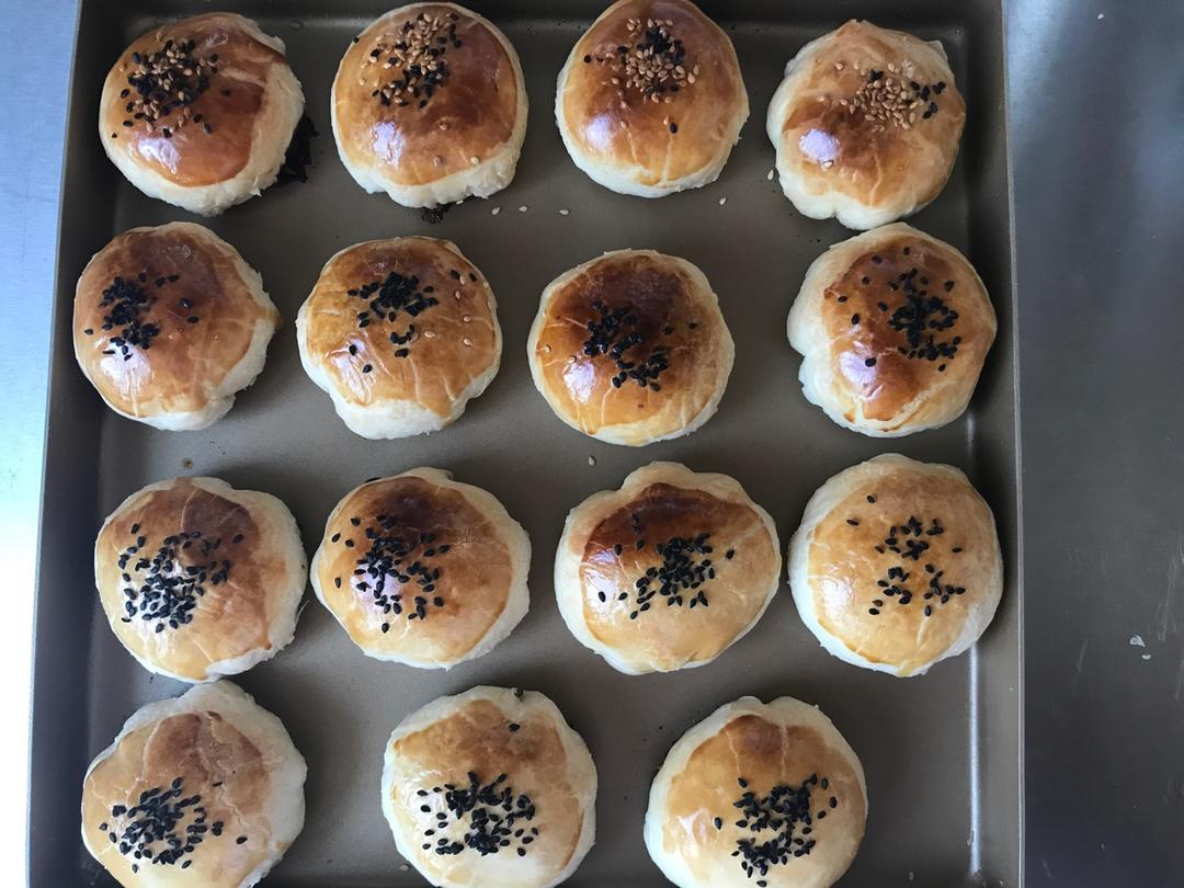 泳式鲜肉榨菜月饼