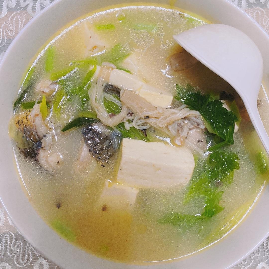 鲫鱼汤