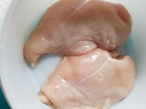 鸡胸肉馅面筋包的做法 步骤1