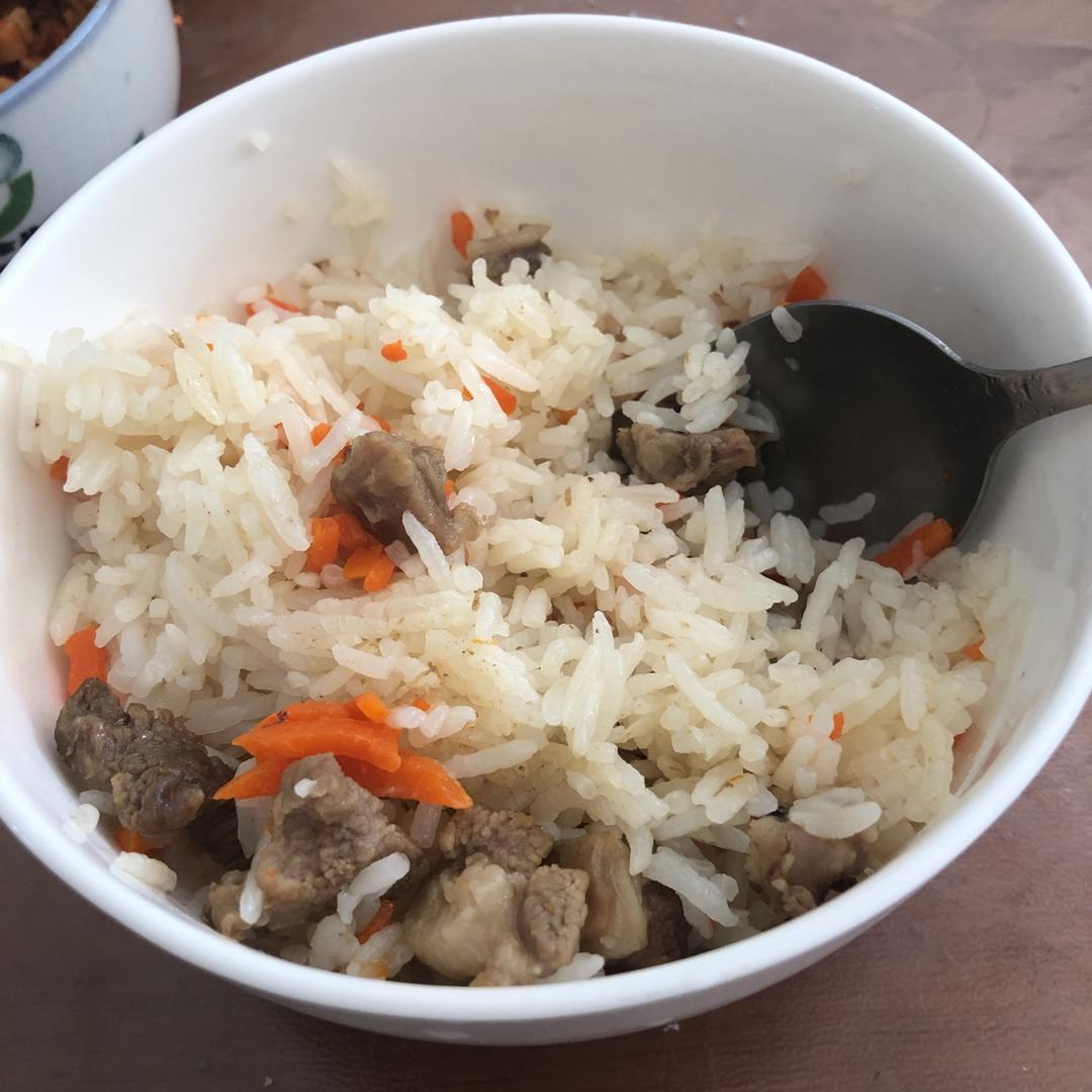 羊肉抓饭